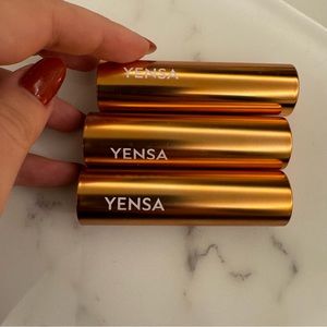 Yensa VIBRANT SILK LIPSTICK set of 3